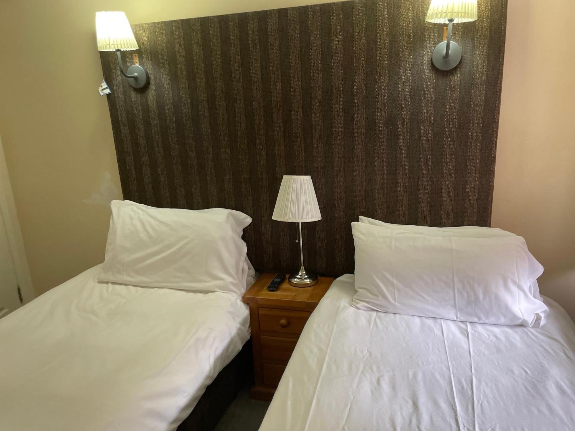 Dundry Bridge Farm Guesthouse Rooms מראה חיצוני תמונה